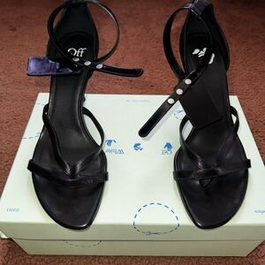 Zip tie off white heels